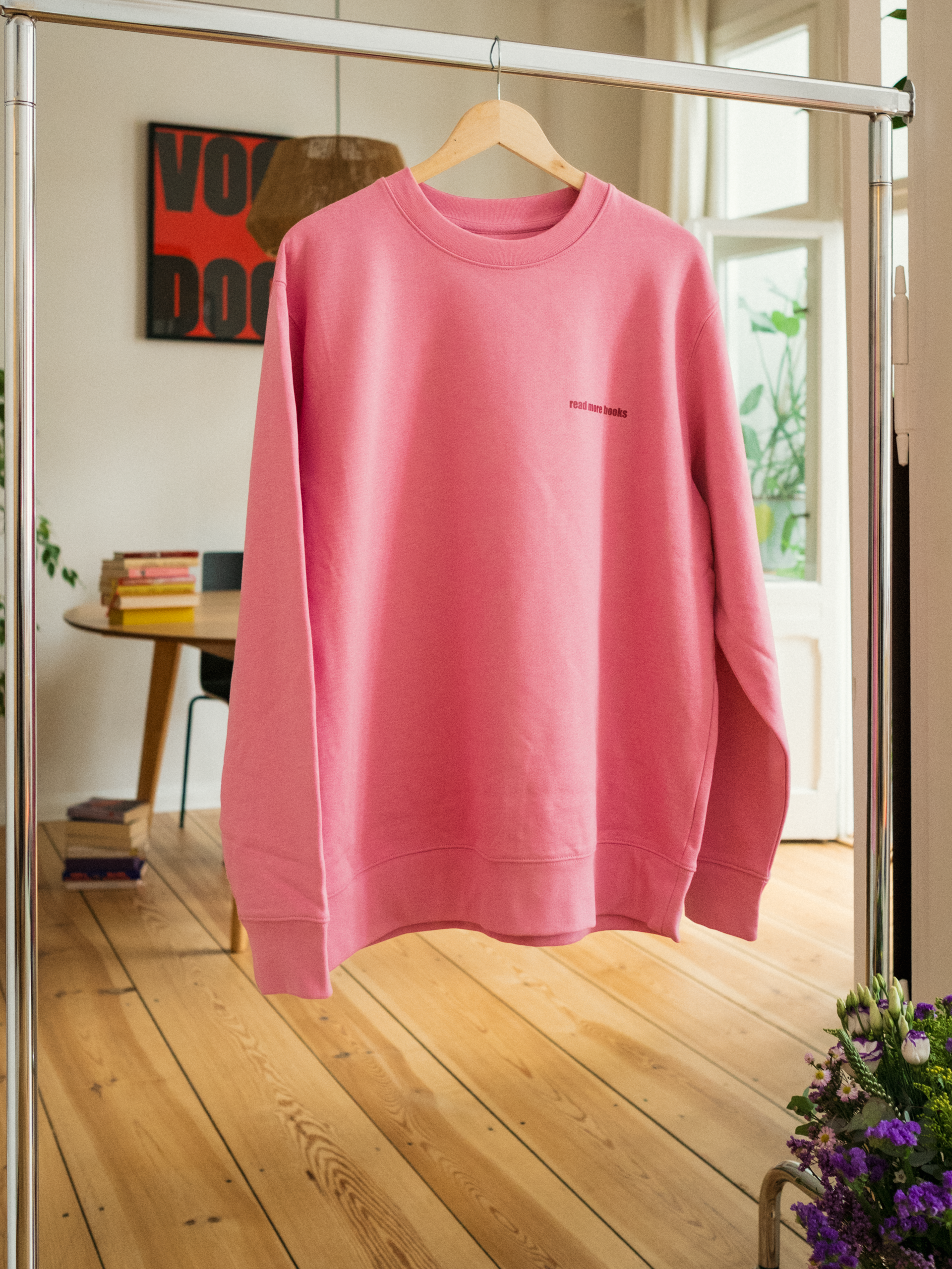 READ MORE BOOKS crew neck