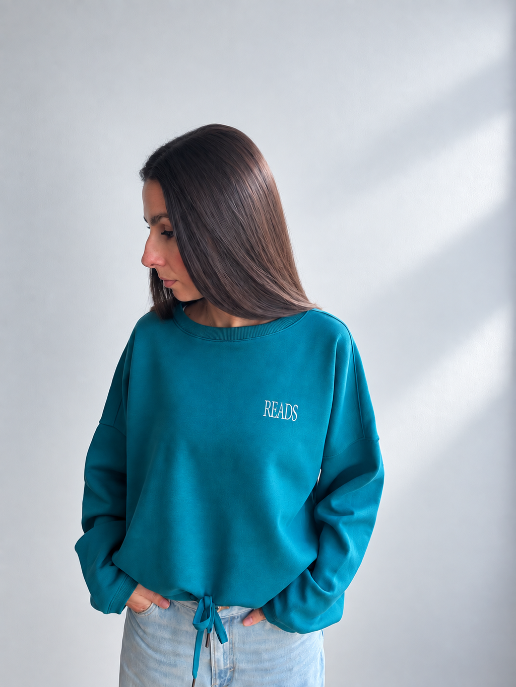 BOOKS & SILENCE - crop top