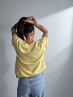 BOOKS & SILENCE - oversize shirt yellow